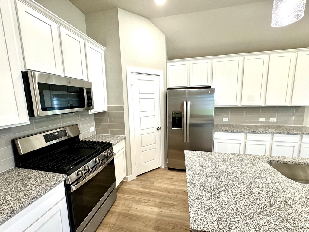 8615 Jetty Glen Drive - Photo 11
