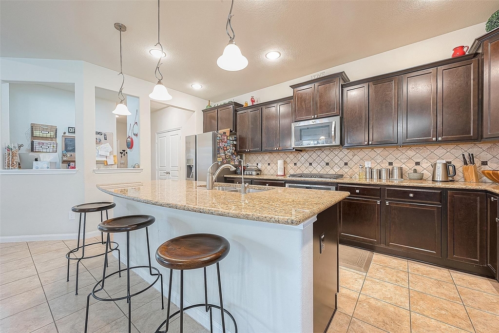 15627 Huddleston Drive - Photo 8