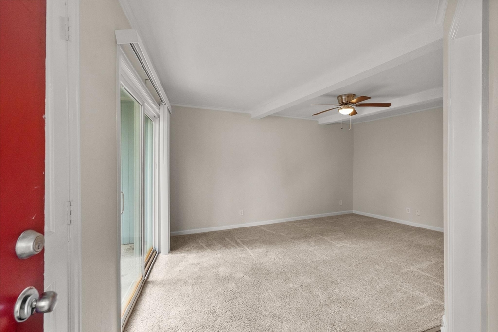 102 Strand Street - Photo 10