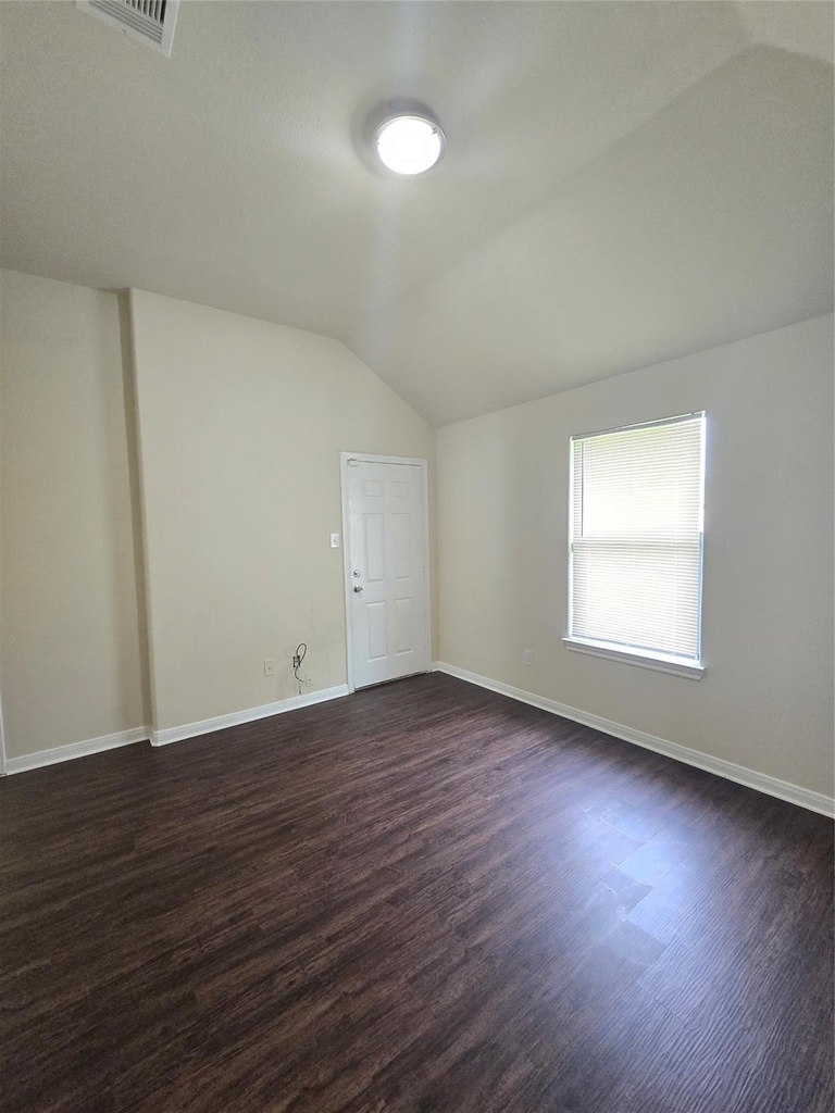 2112 Davis Street - Photo 13