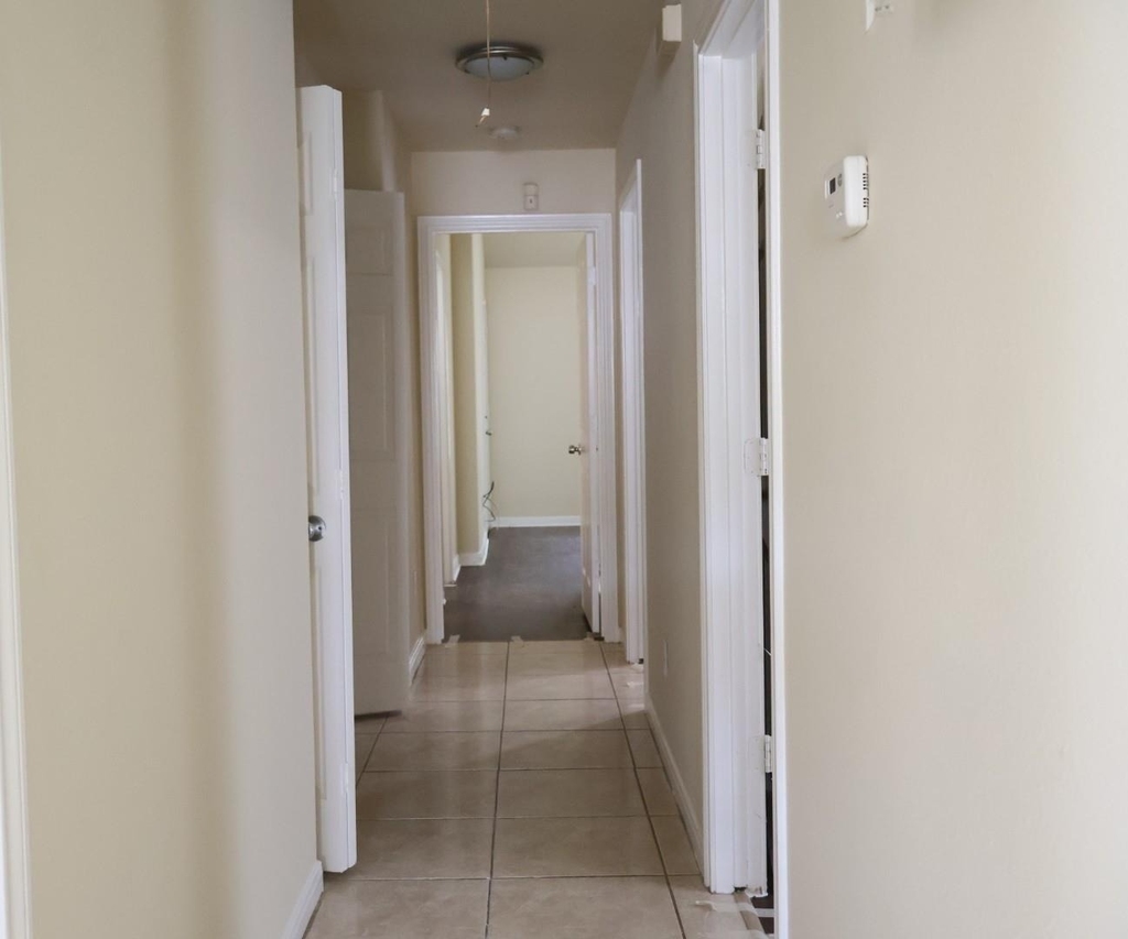 2112 Davis Street - Photo 17