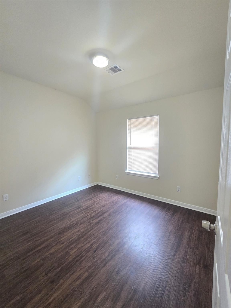 2112 Davis Street - Photo 8