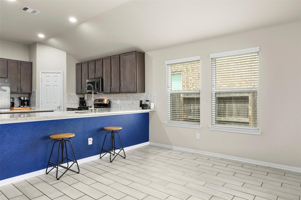 2214 Sand Lily Drive - Photo 9