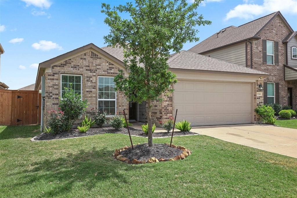 2214 Sand Lily Drive - Photo 2