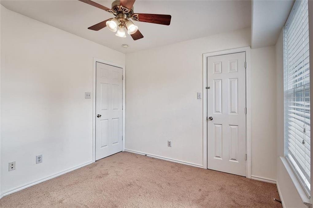 74 Blue Creek Court Court - Photo 11