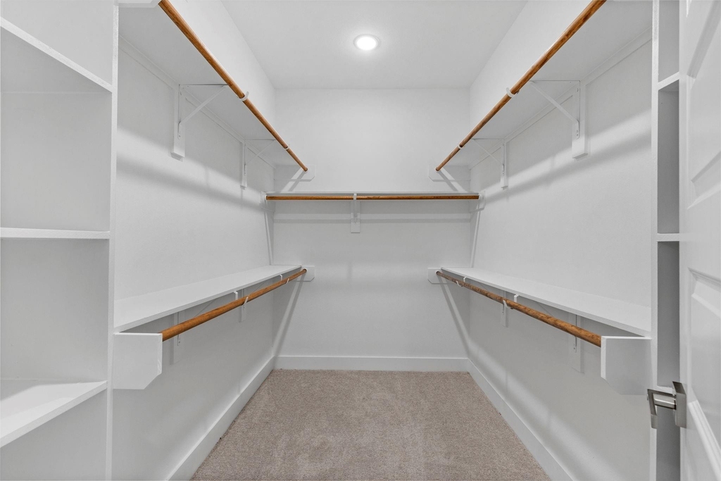 8109 Hamlet Street - Photo 14