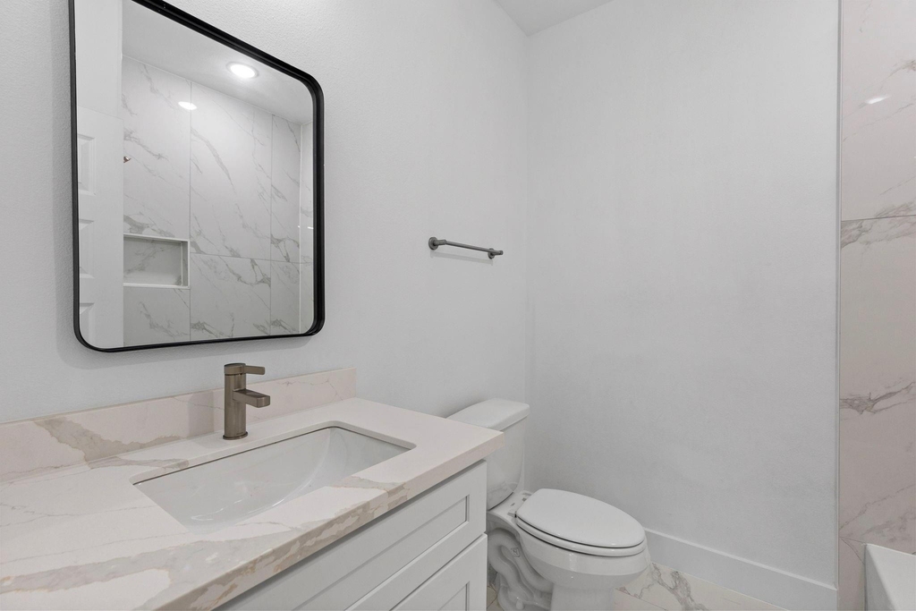 8109 Hamlet Street - Photo 10