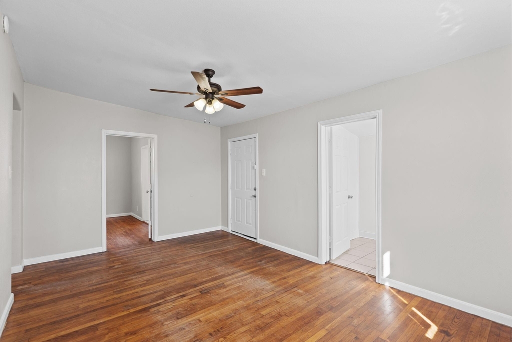 4020 Avenue O 1/2 - Photo 25