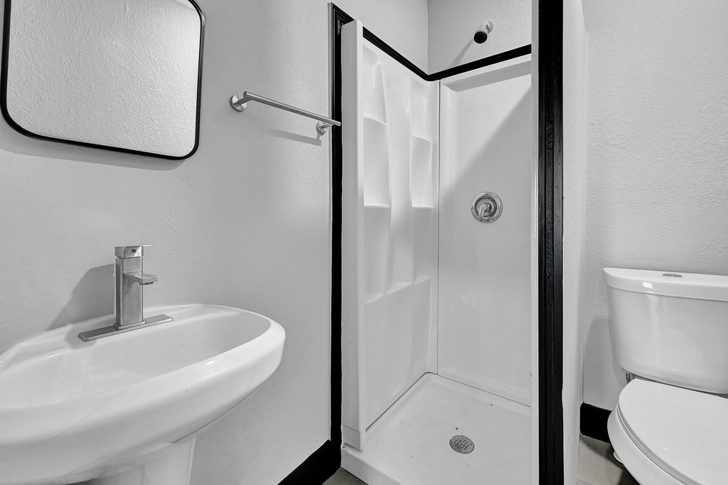 1313 10th Street - Photo 6