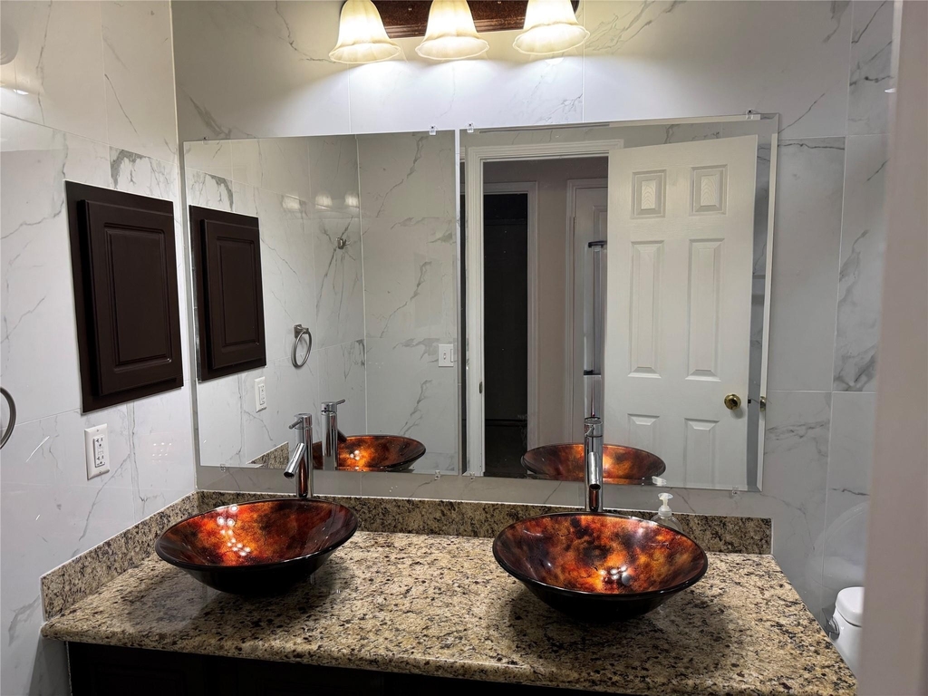 19410 Colony Trail Lane - Photo 9