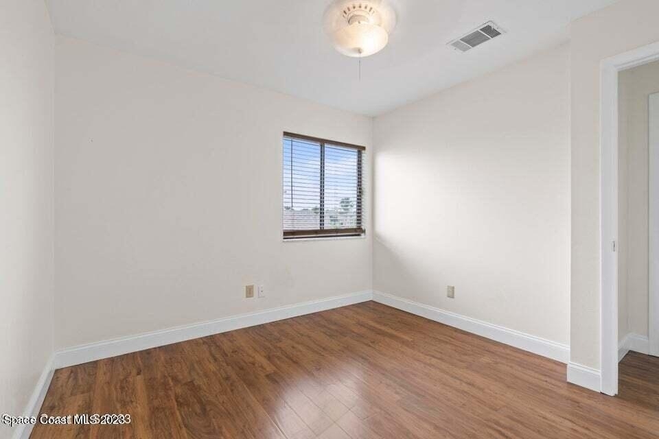 1411 Sheafe Avenue Ne - Photo 9