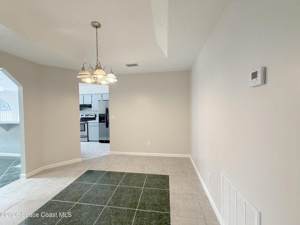 866 Hanau Avenue Nw - Photo 4