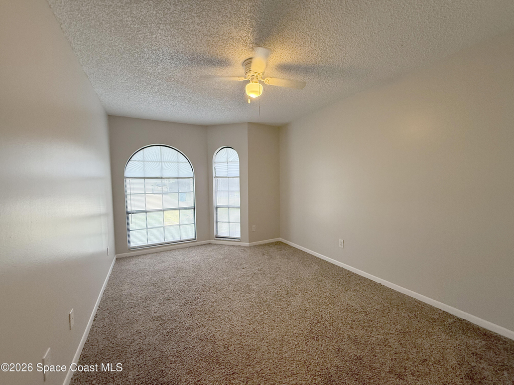 866 Hanau Avenue Nw - Photo 17