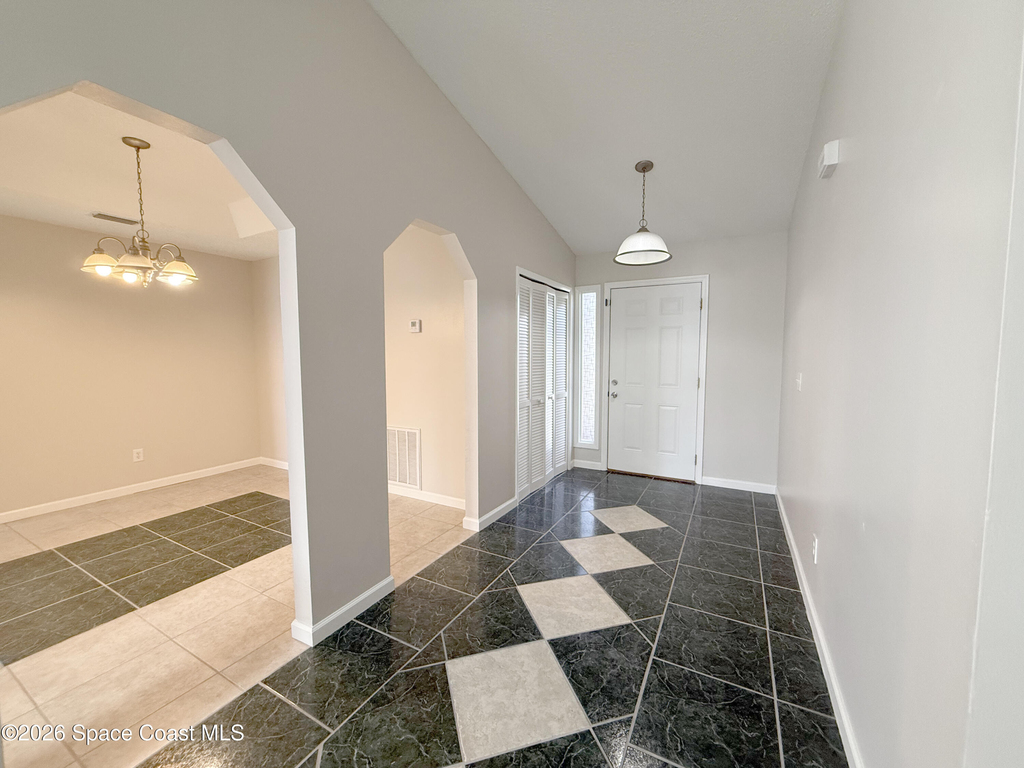 866 Hanau Avenue Nw - Photo 1