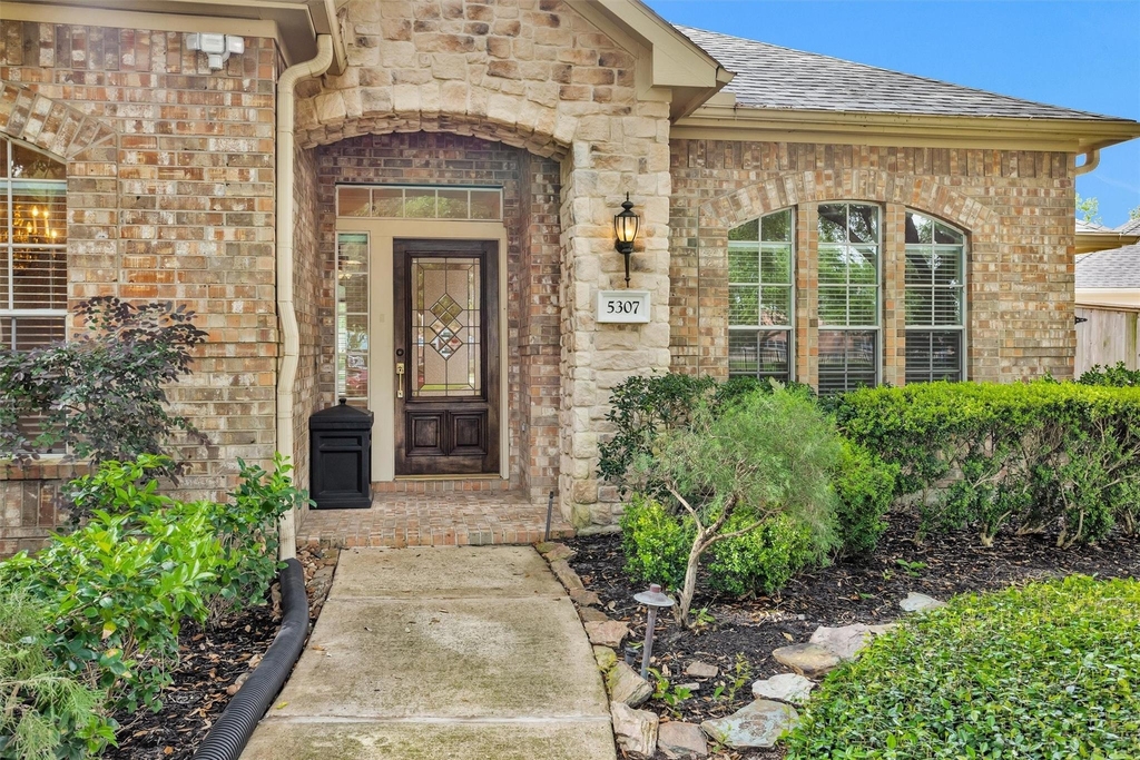 5307 Summerland Ridge Court - Photo 1