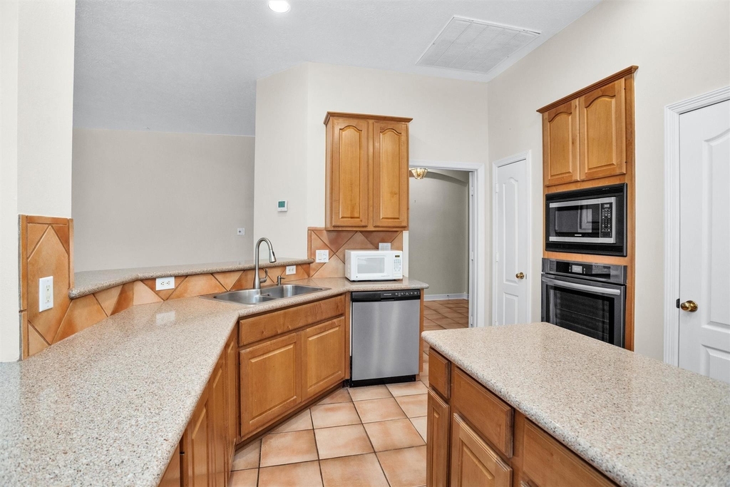 5307 Summerland Ridge Court - Photo 15