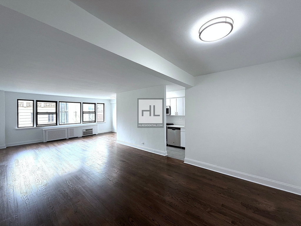 Beekman Place - Photo 2