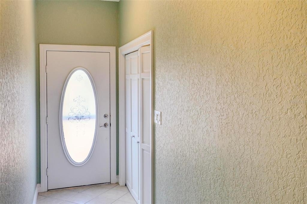 7032 River Run Boulevard - Photo 2