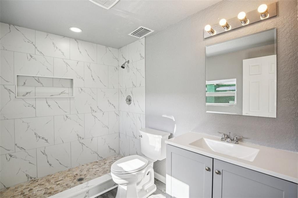 1911 22nd Avenue S - Photo 7