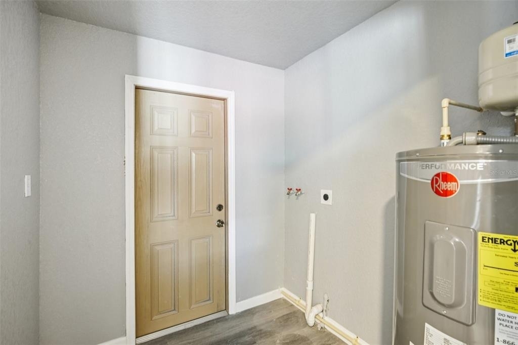 1911 22nd Avenue S - Photo 8