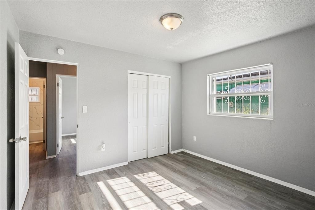 1911 22nd Avenue S - Photo 11