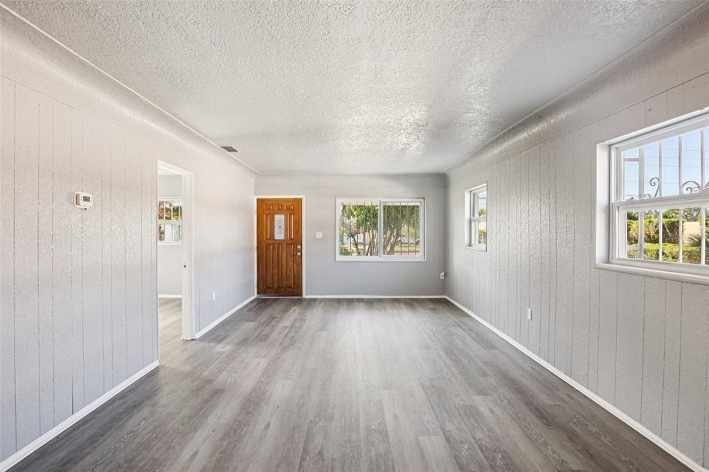 1911 22nd Avenue S - Photo 1