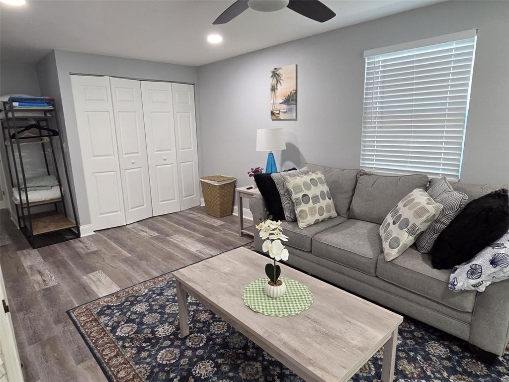 5105 Tangerine Avenue S - Photo 18