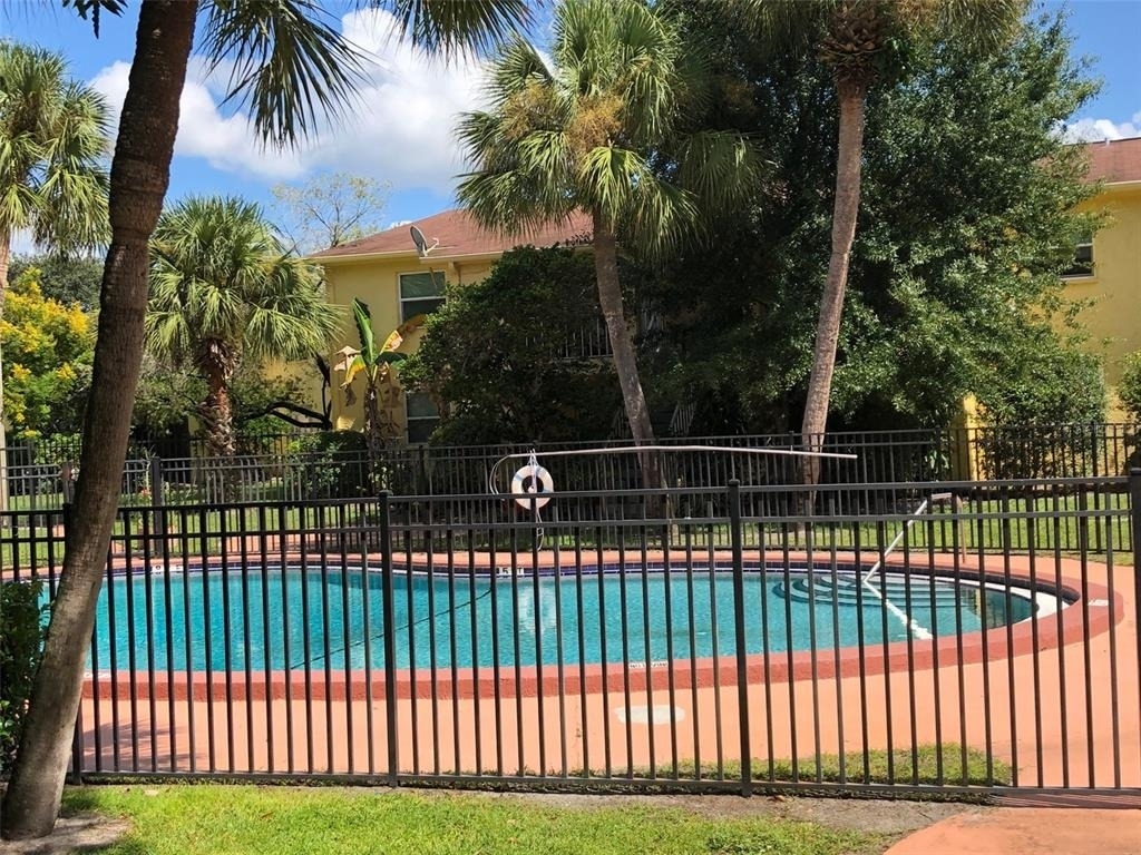 7501 Gallineta Court - Photo 10