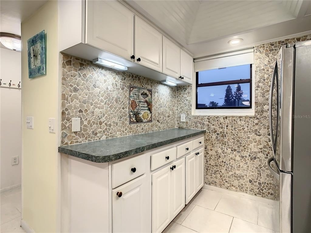 18304 Gulf Boulevard - Photo 10