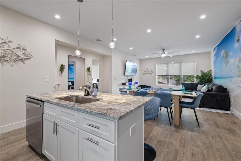 623 Petit Way - Photo 16