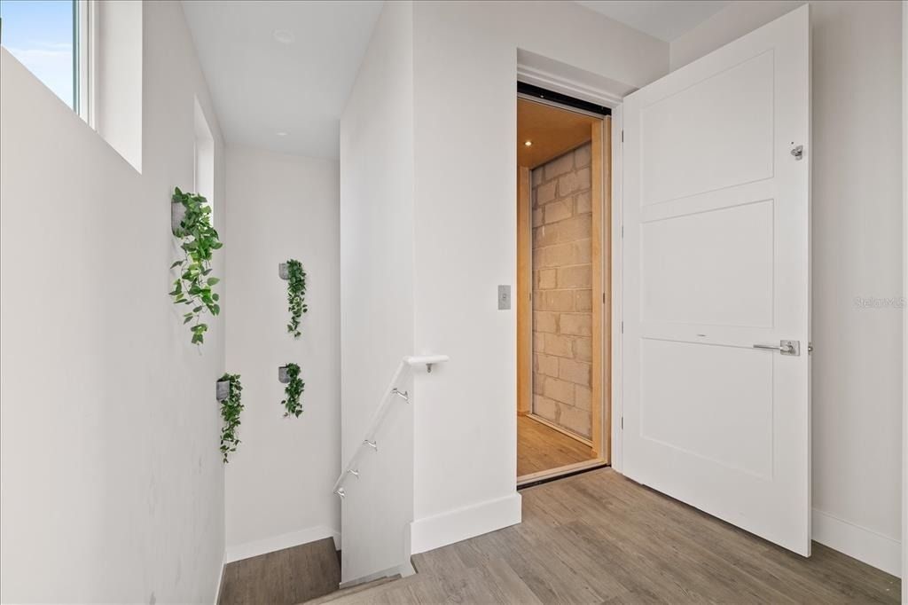 623 Petit Way - Photo 44