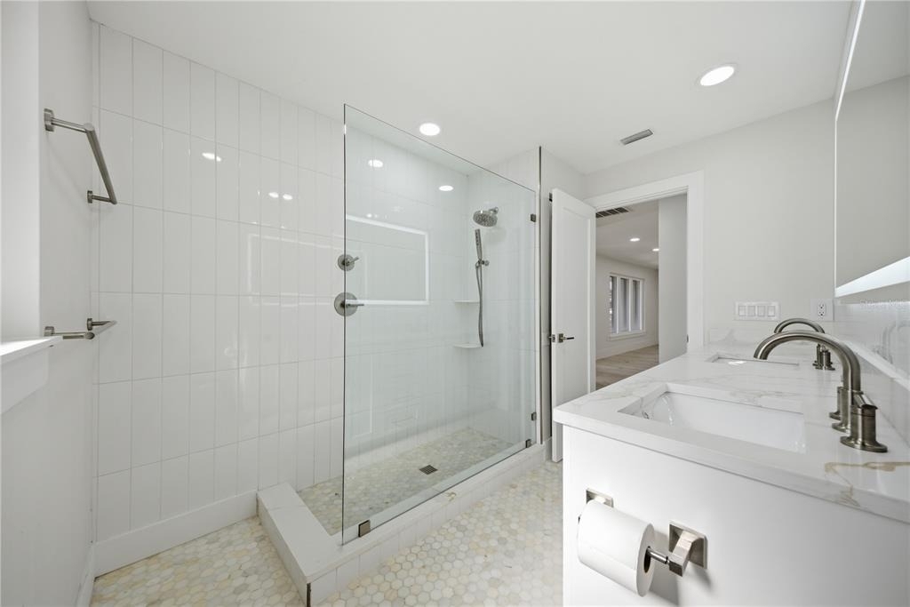 1301 62nd Terrace S - Photo 12