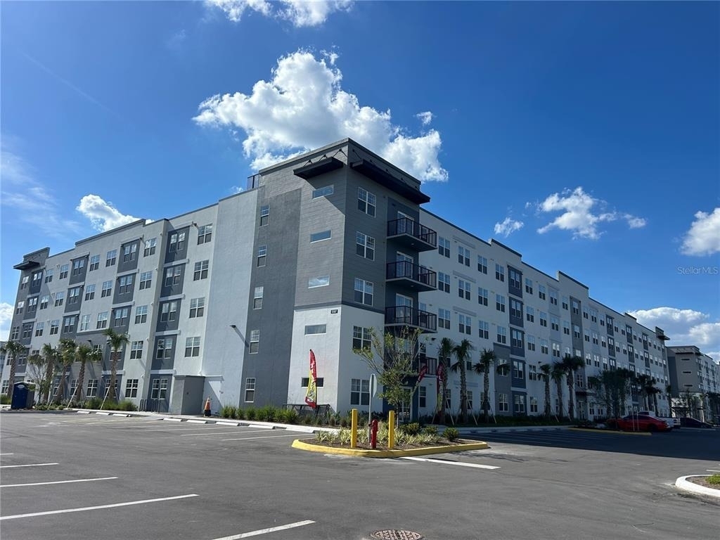 5587 Millenia Boulevard - Photo 8