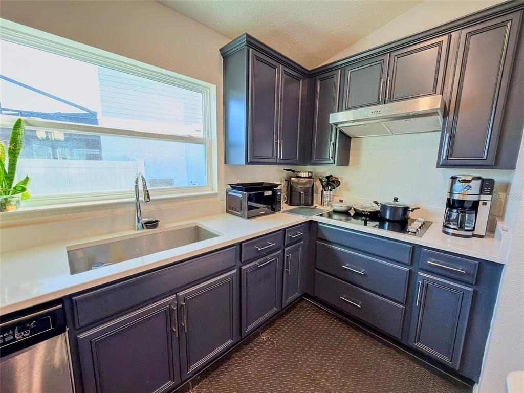 334 Preserve Pointe Boulevard - Photo 6