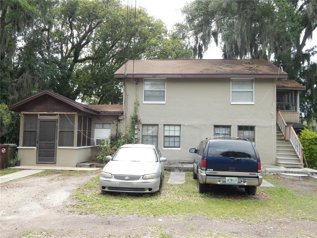 716 Palmway Street - Photo 0