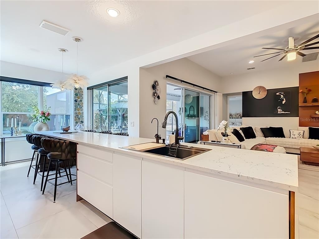790 Carmel La - Photo 10