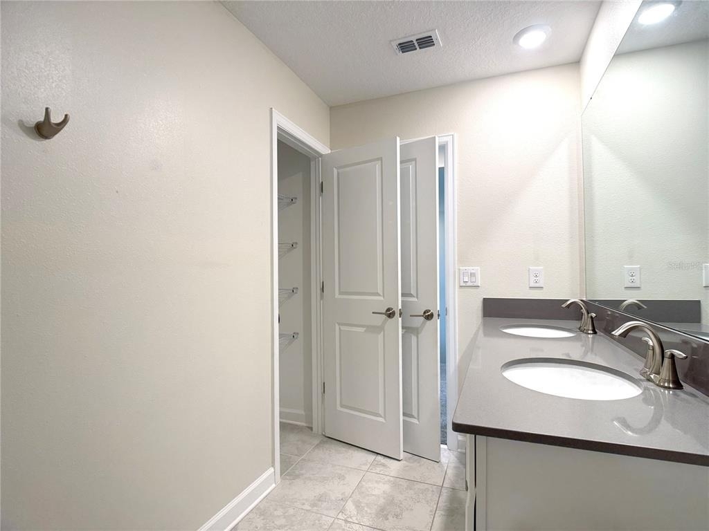 2638 Camden Park Loop - Photo 33