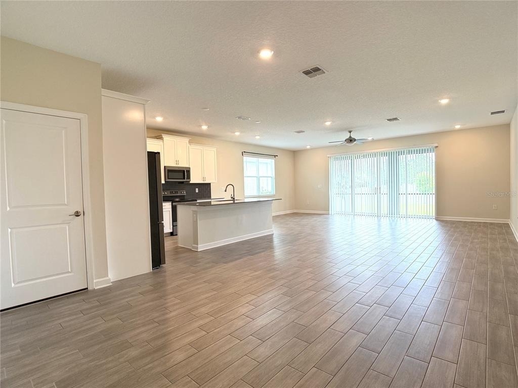 2638 Camden Park Loop - Photo 9