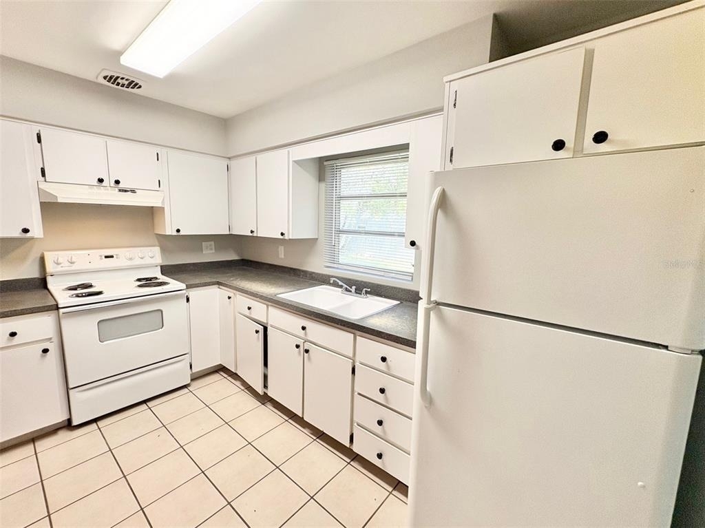 1203 N Lavon Avenue - Photo 5