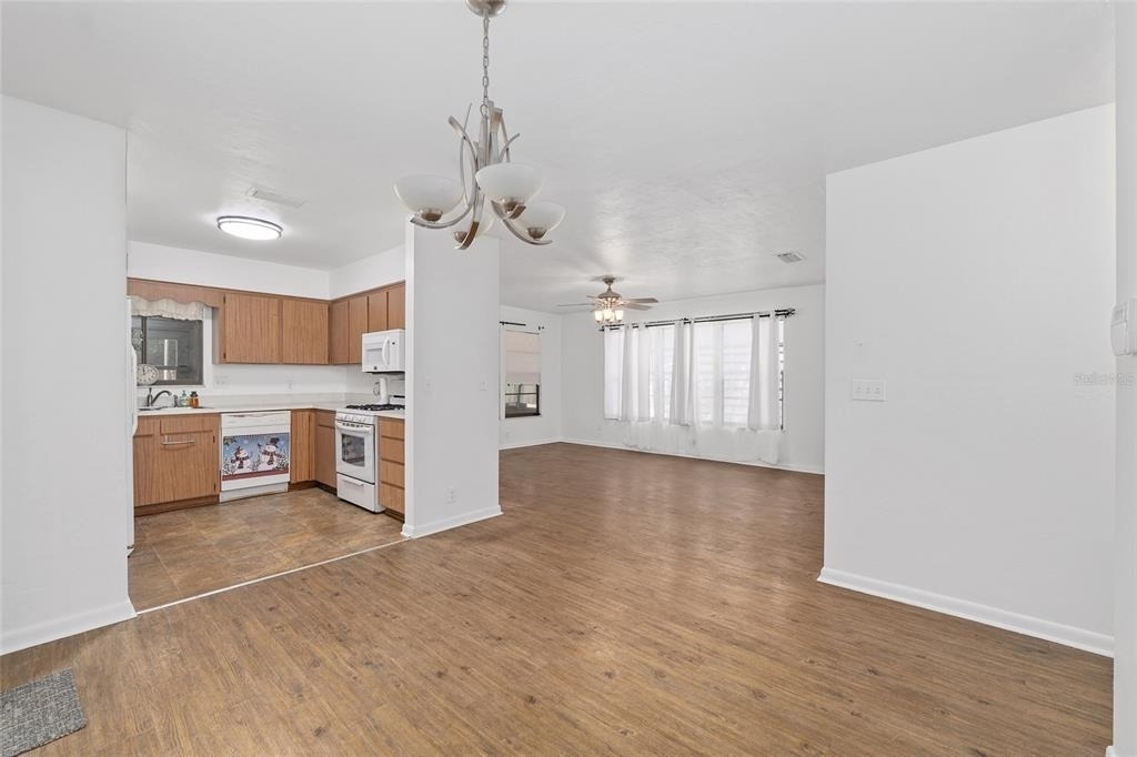 8479 Nw 38th Drive - Photo 5