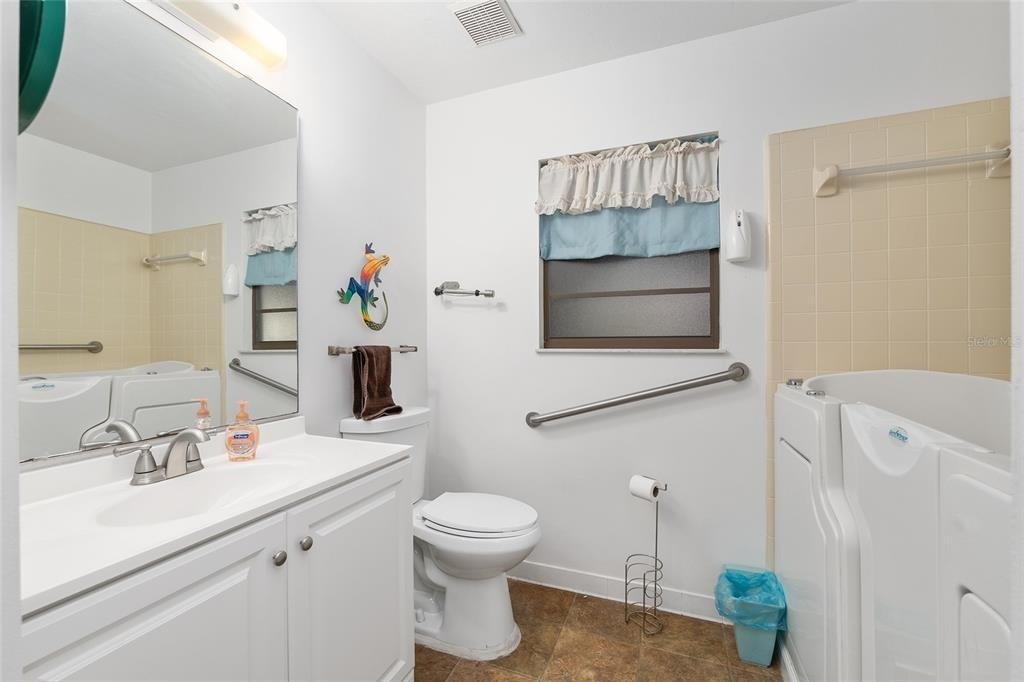 8479 Nw 38th Drive - Photo 17