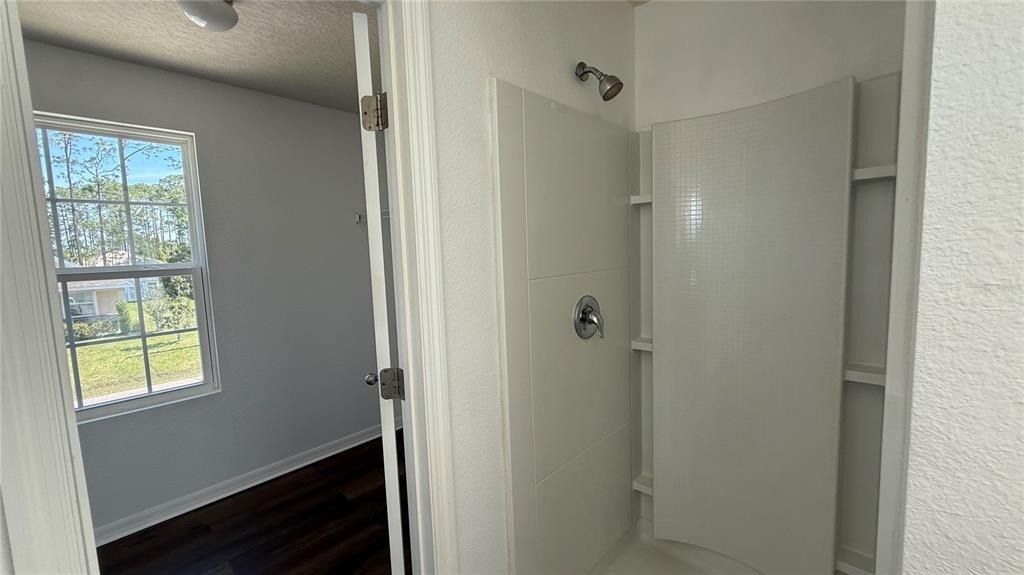 15 Renshaw Drive - Photo 18
