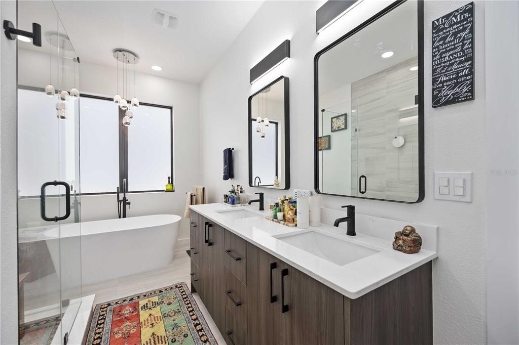 7520 N Coolidge Avenue - Photo 28