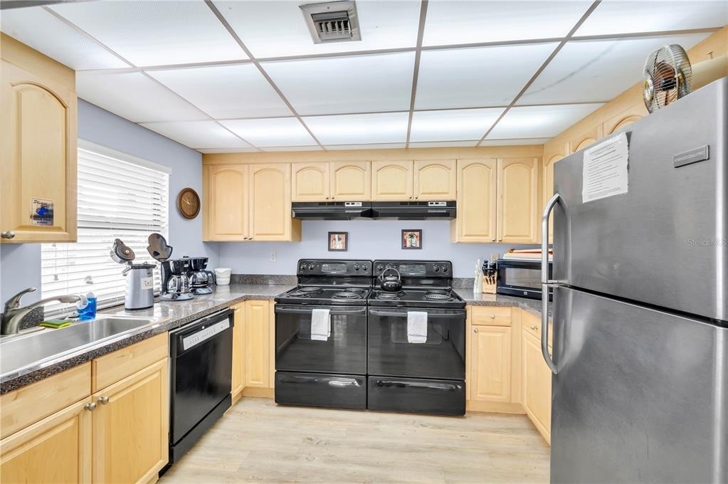 21405 Olean Boulevard - Photo 21