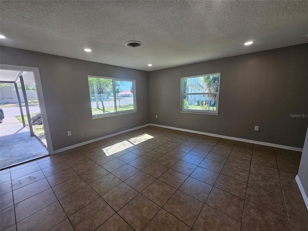 4118 59th Street W - Photo 5