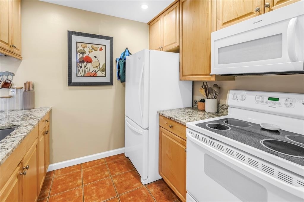3269 Beneva Road - Photo 5