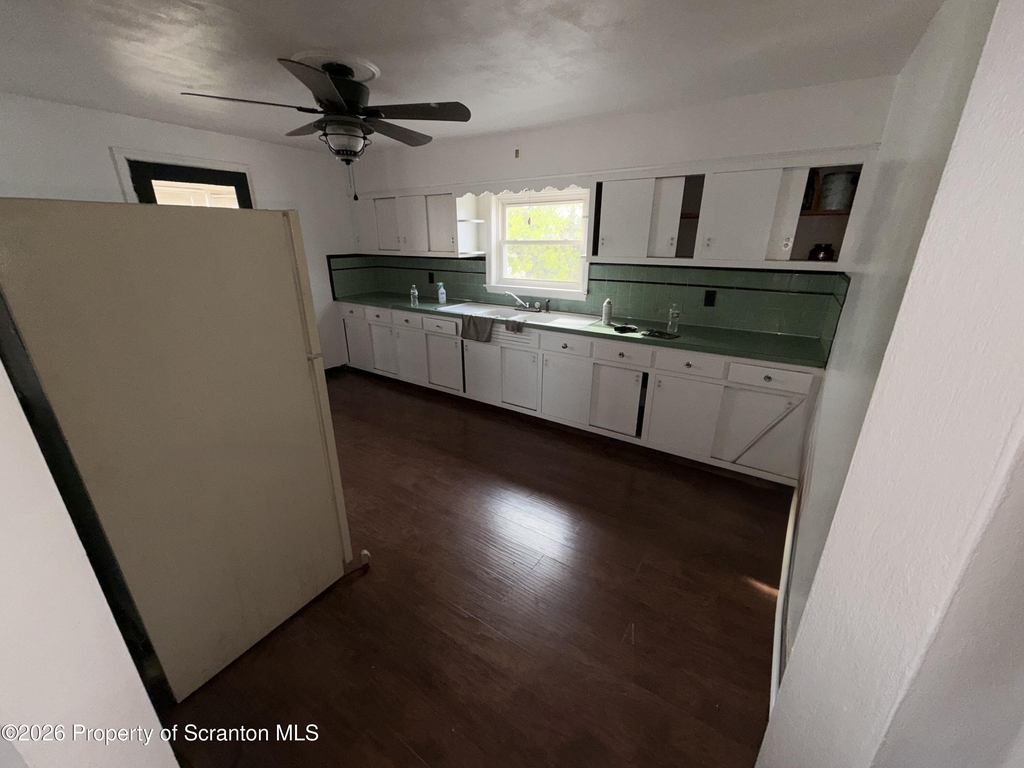 149 Tompkins Street - Photo 3