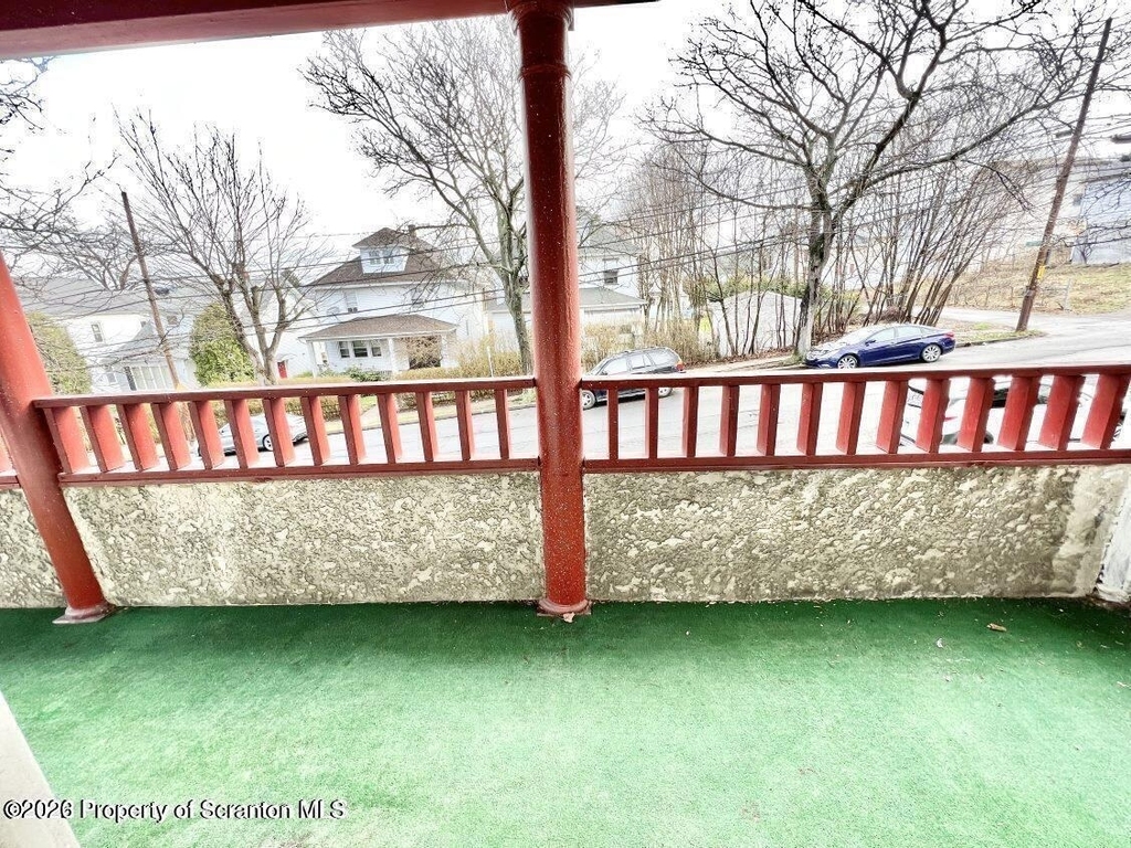 636 Beech Street - Photo 13