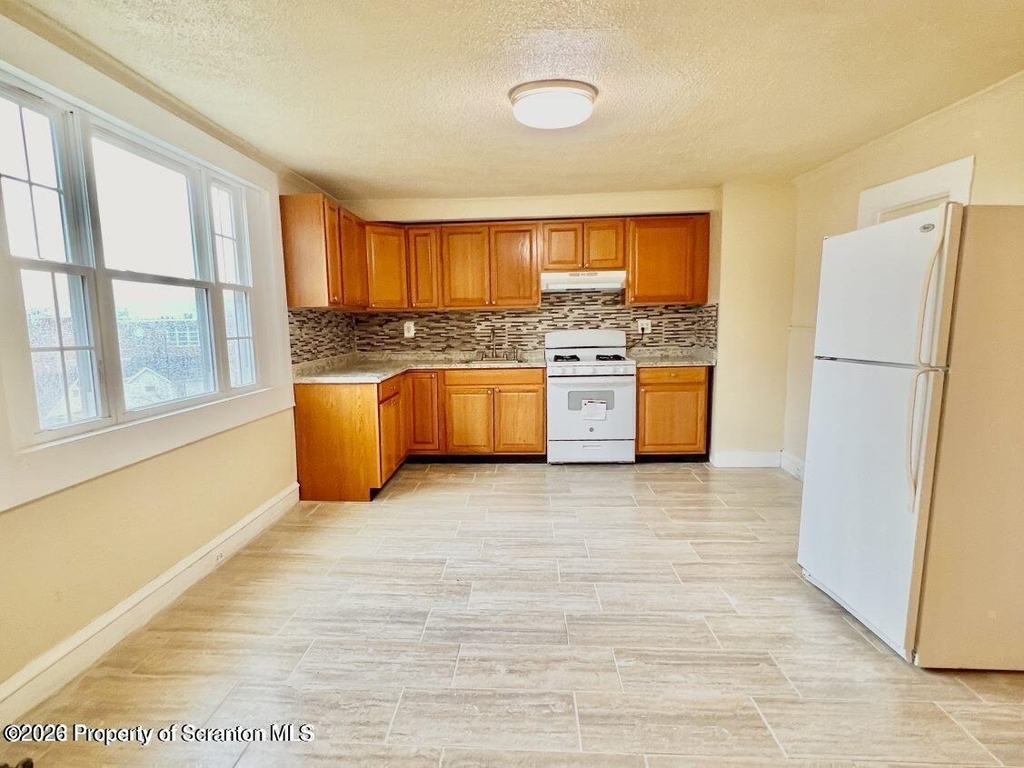 636 Beech Street - Photo 1