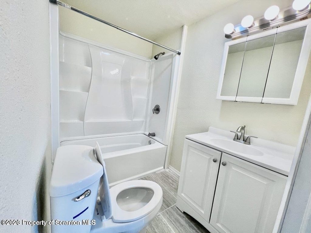 636 Beech Street - Photo 9